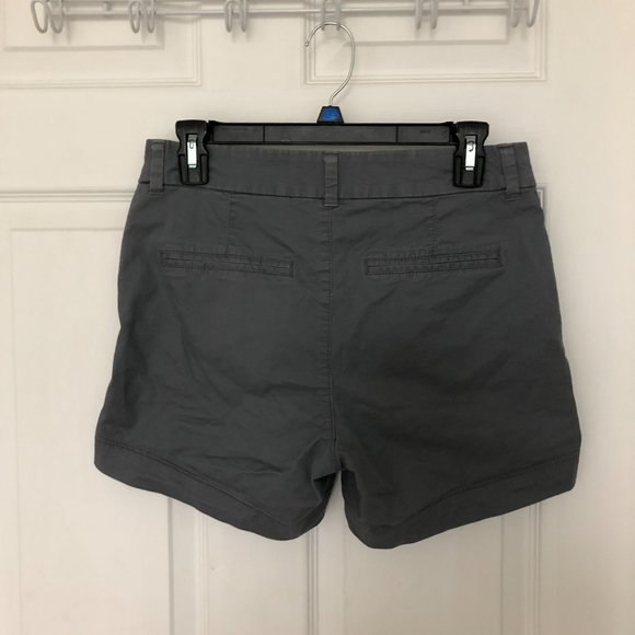 Shorts - Picture 2 of 3